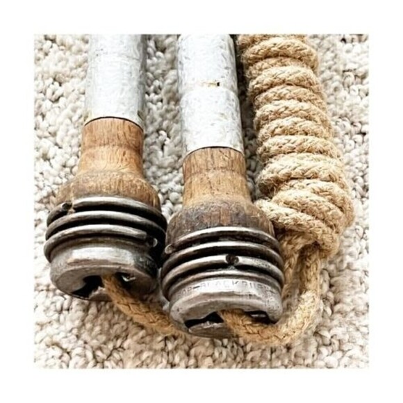 Vintage Wooden Skipping Jump Rope Northrup Blackburn Metal Caps Decor Retro Gym - Picture 8 of 9